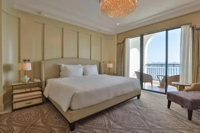 Executive Suite King Bed — Vinpearl Resort & Spa Ha Long